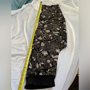 Size 3, Chicos, traveler, pants, brown/beige design. See pics 4measurements K.